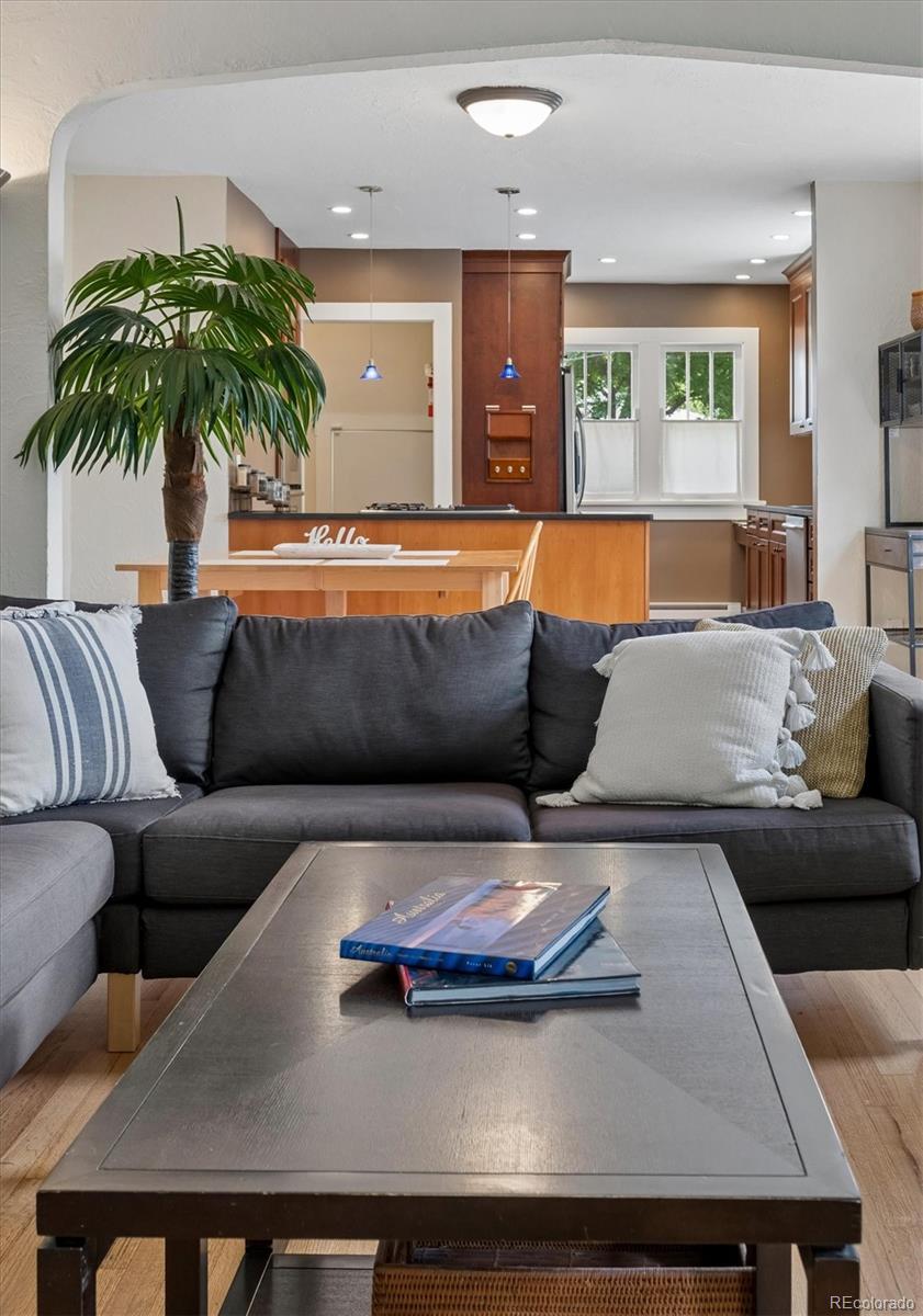 MLS Image #9 for 2340 s franklin street,denver, Colorado
