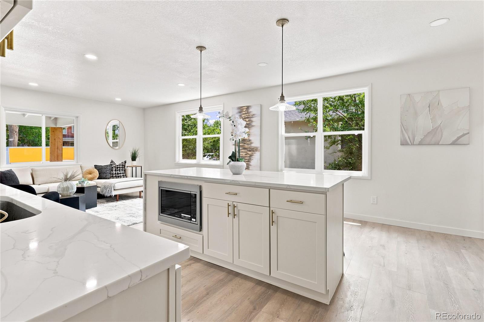 MLS Image #18 for 2055 s williams street,denver, Colorado