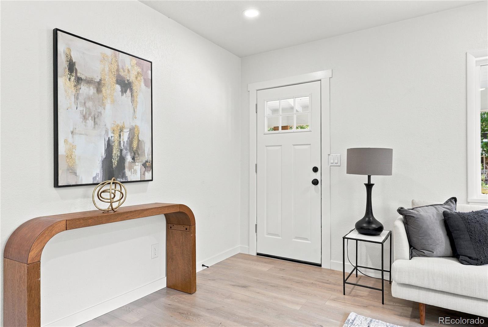 MLS Image #3 for 2055 s williams street,denver, Colorado