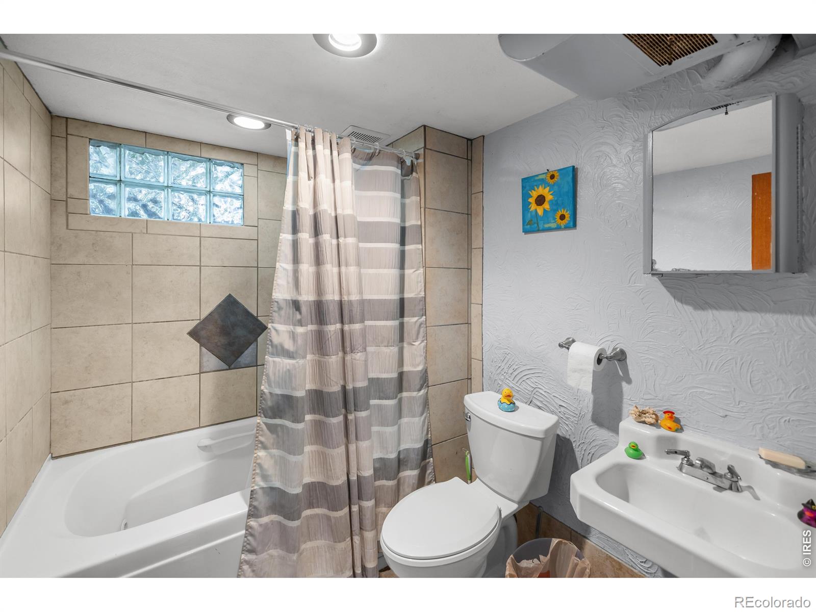 MLS Image #16 for 808  francis street,longmont, Colorado
