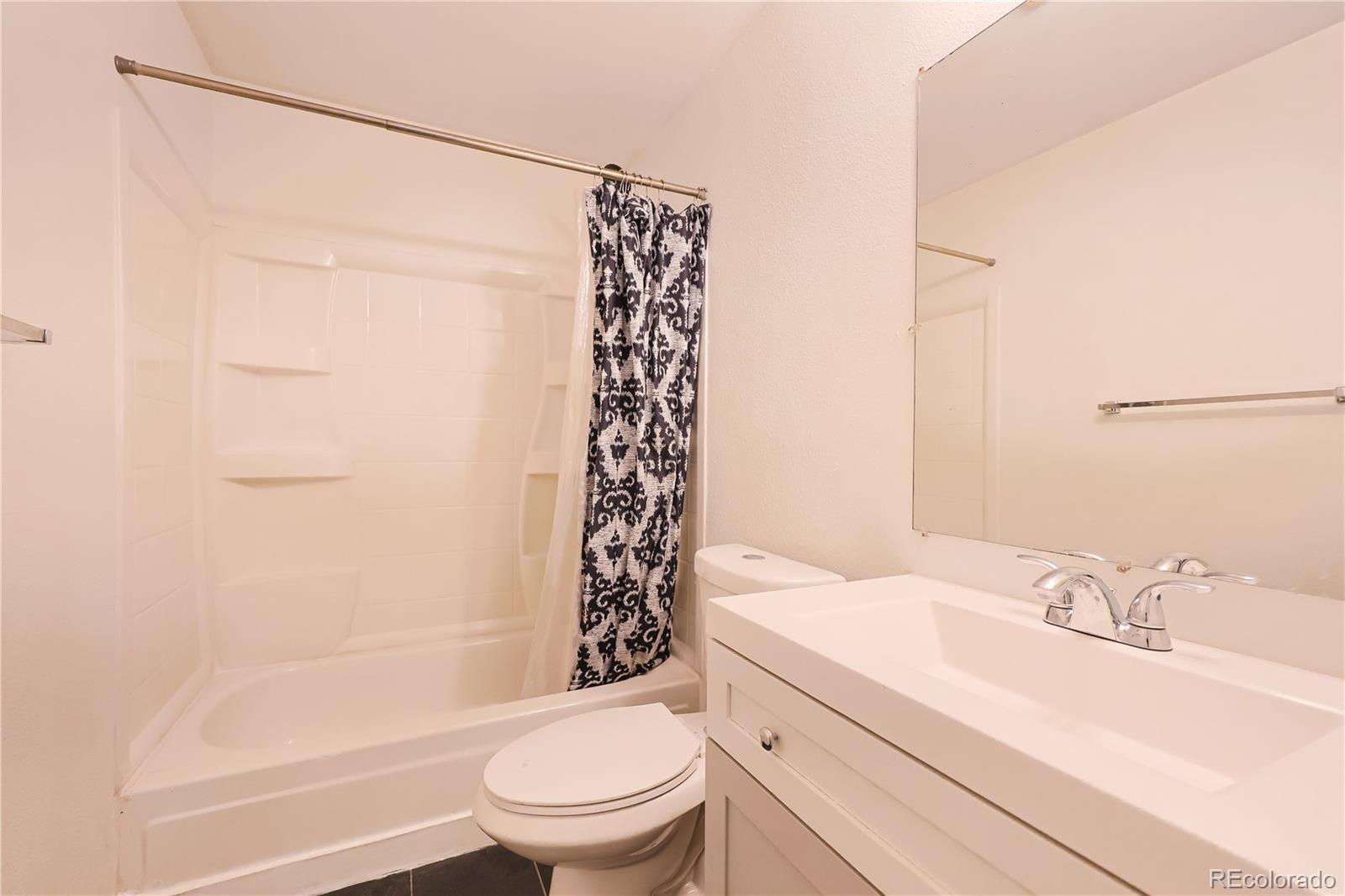 MLS Image #17 for 8168  washington street,denver, Colorado