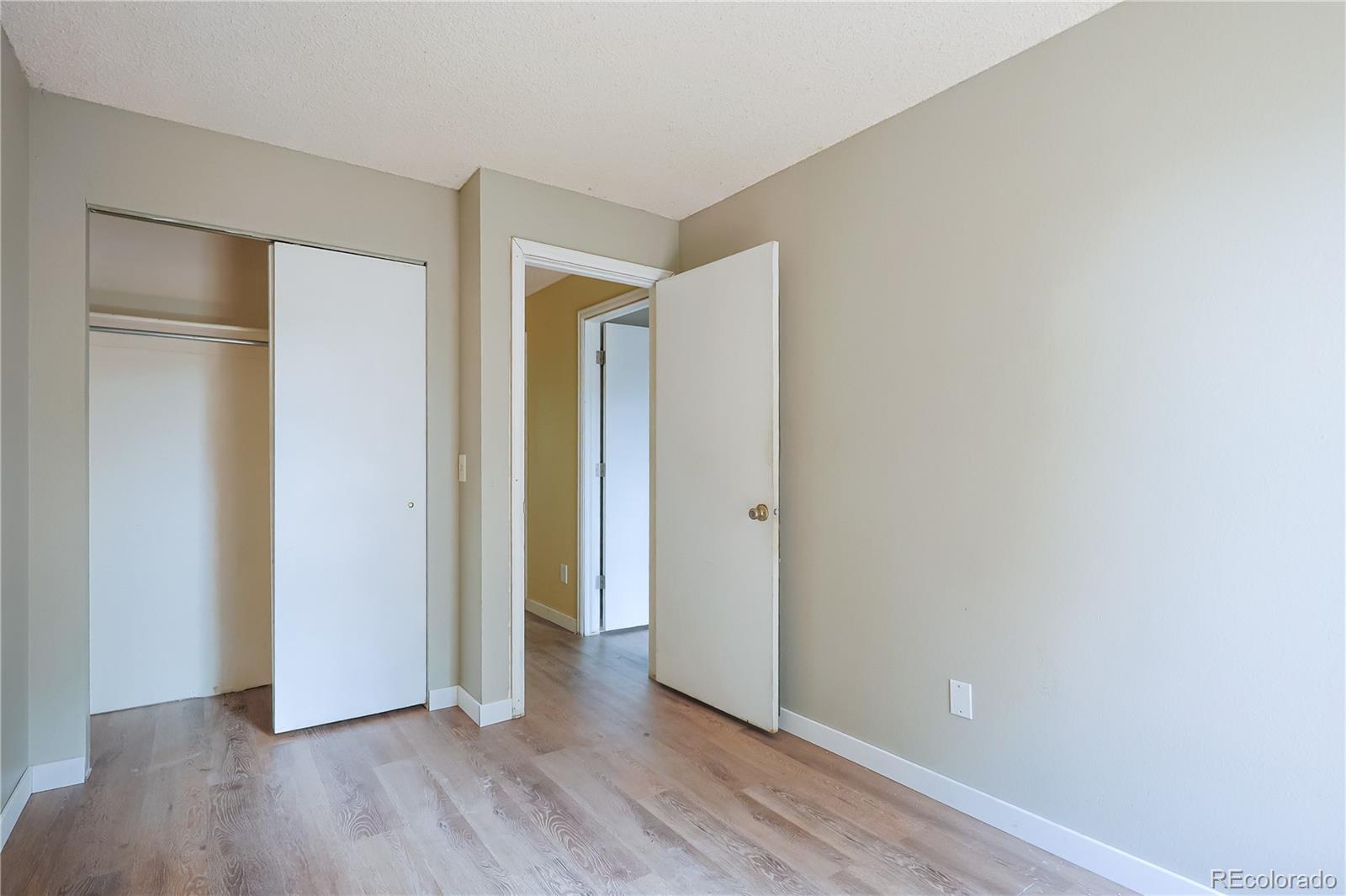 MLS Image #7 for 8128  washington street,denver, Colorado