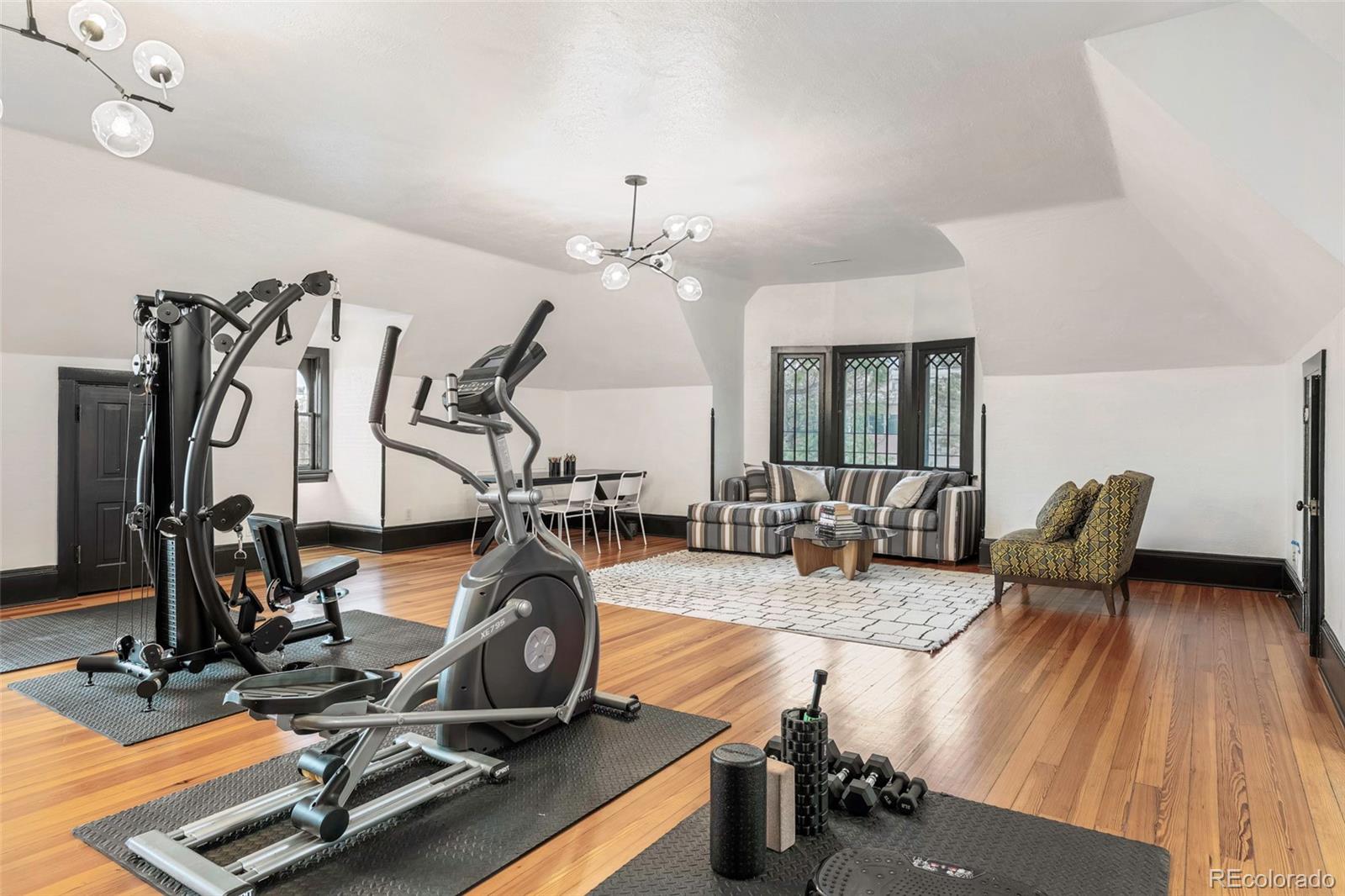 MLS Image #39 for 740 n washington street,denver, Colorado