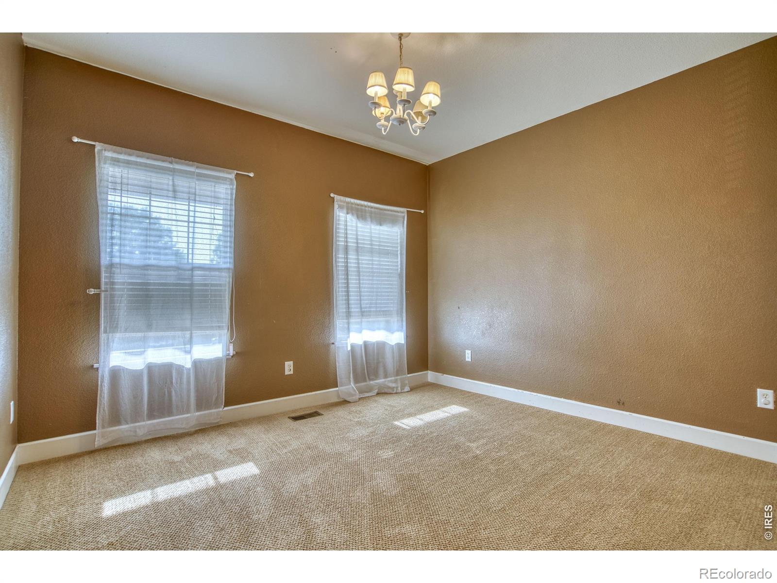MLS Image #17 for 290  clark court,windsor, Colorado