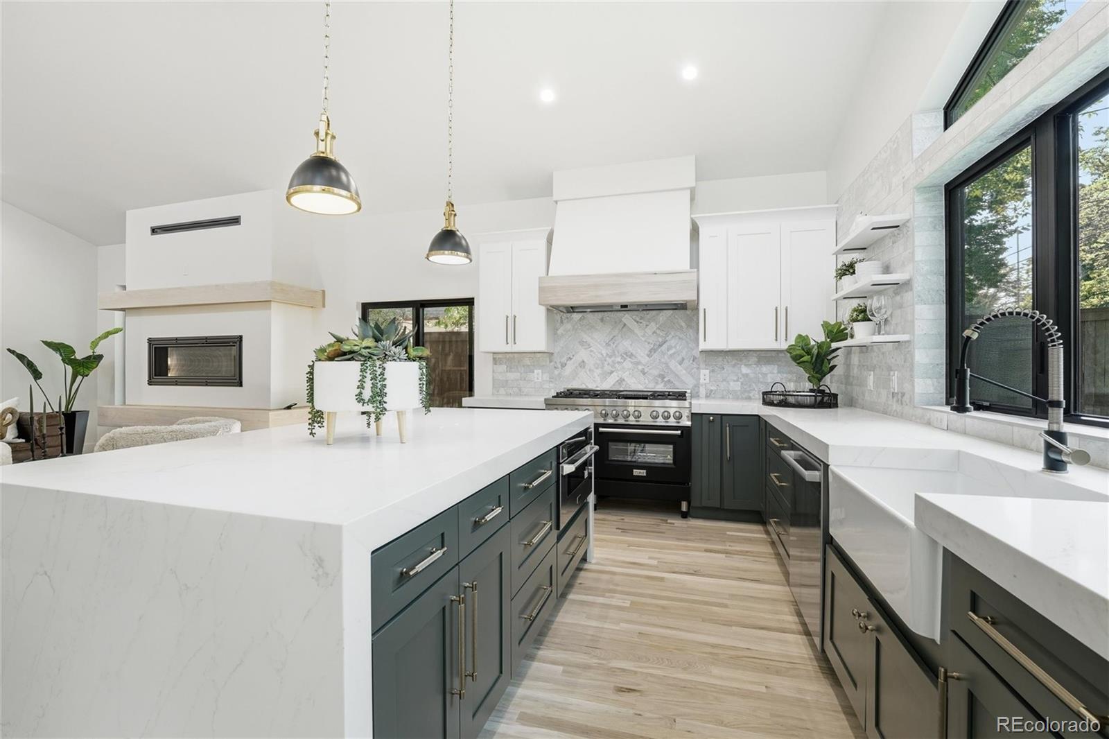 MLS Image #12 for 5701 w 35th avenue,denver, Colorado