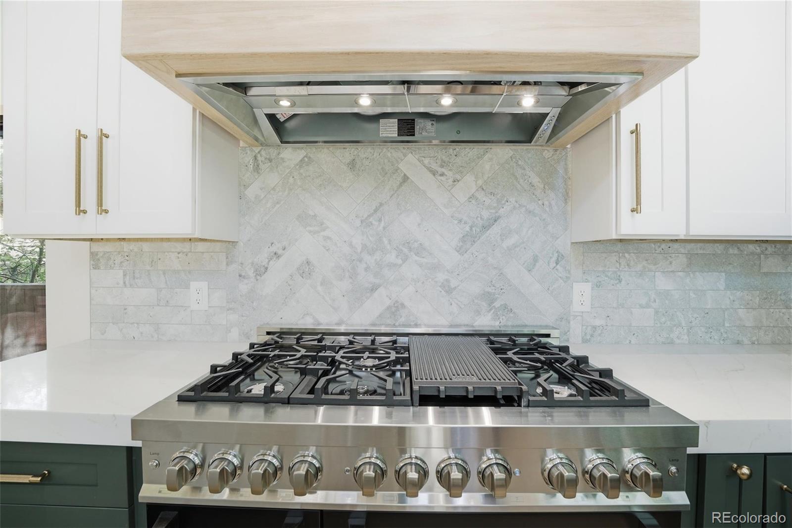 MLS Image #14 for 5701 w 35th avenue,denver, Colorado