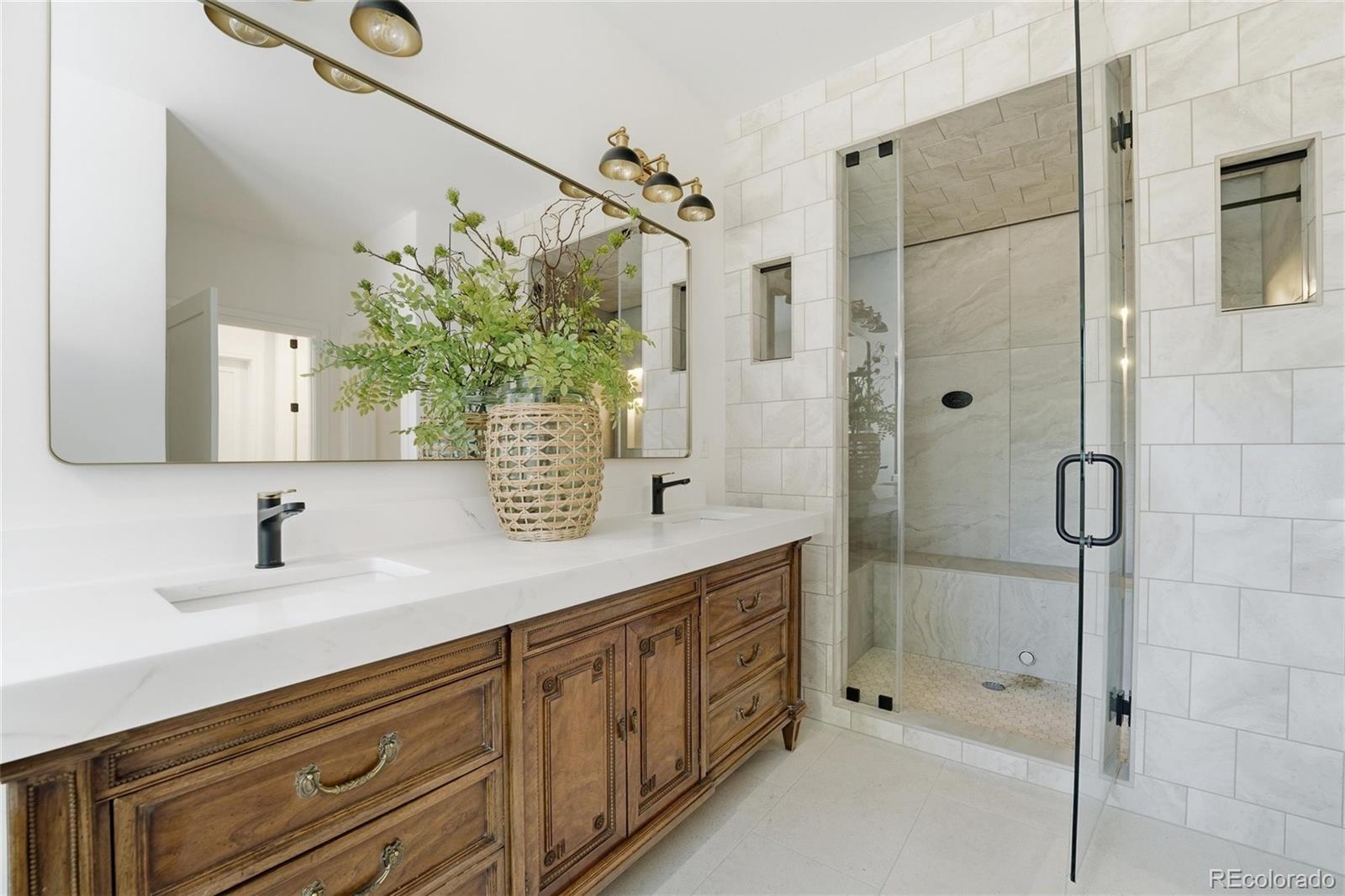 MLS Image #27 for 5701 w 35th avenue,denver, Colorado