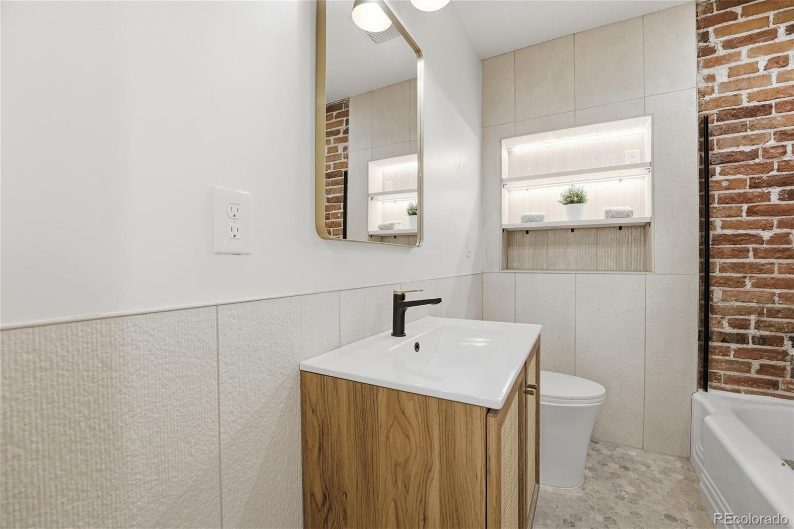 MLS Image #32 for 5701 w 35th avenue,denver, Colorado