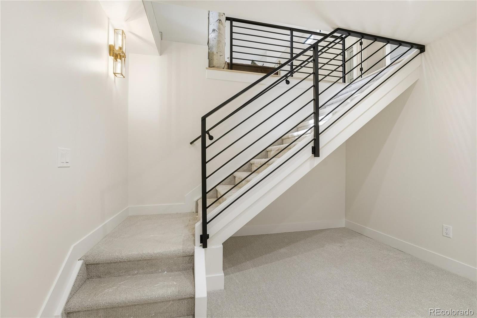 MLS Image #40 for 5701 w 35th avenue,denver, Colorado