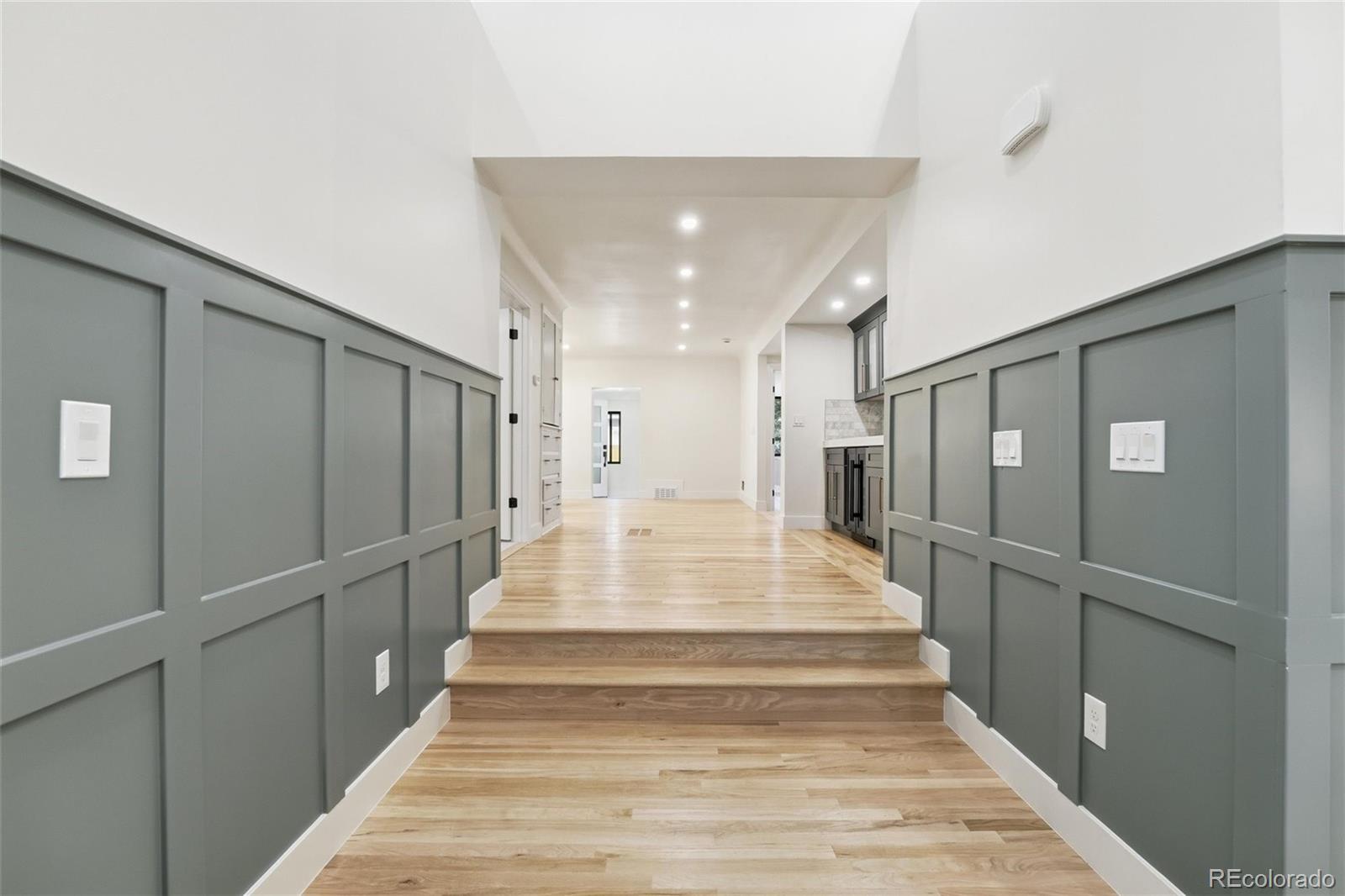 MLS Image #5 for 5701 w 35th avenue,denver, Colorado