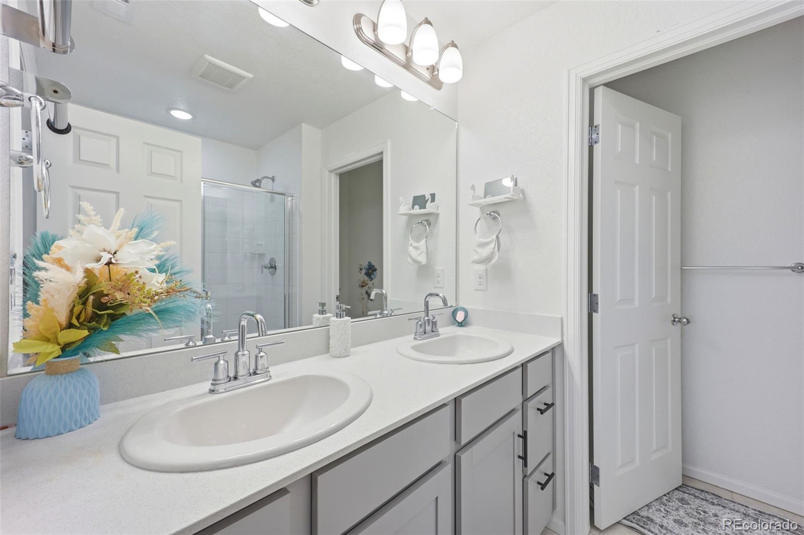MLS Image #12 for 16535 e alameda parkway,aurora, Colorado