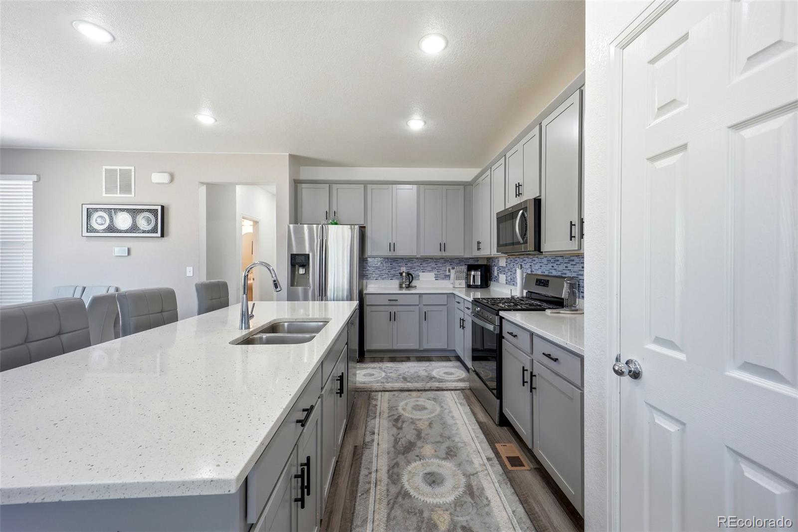 MLS Image #4 for 16535 e alameda parkway,aurora, Colorado