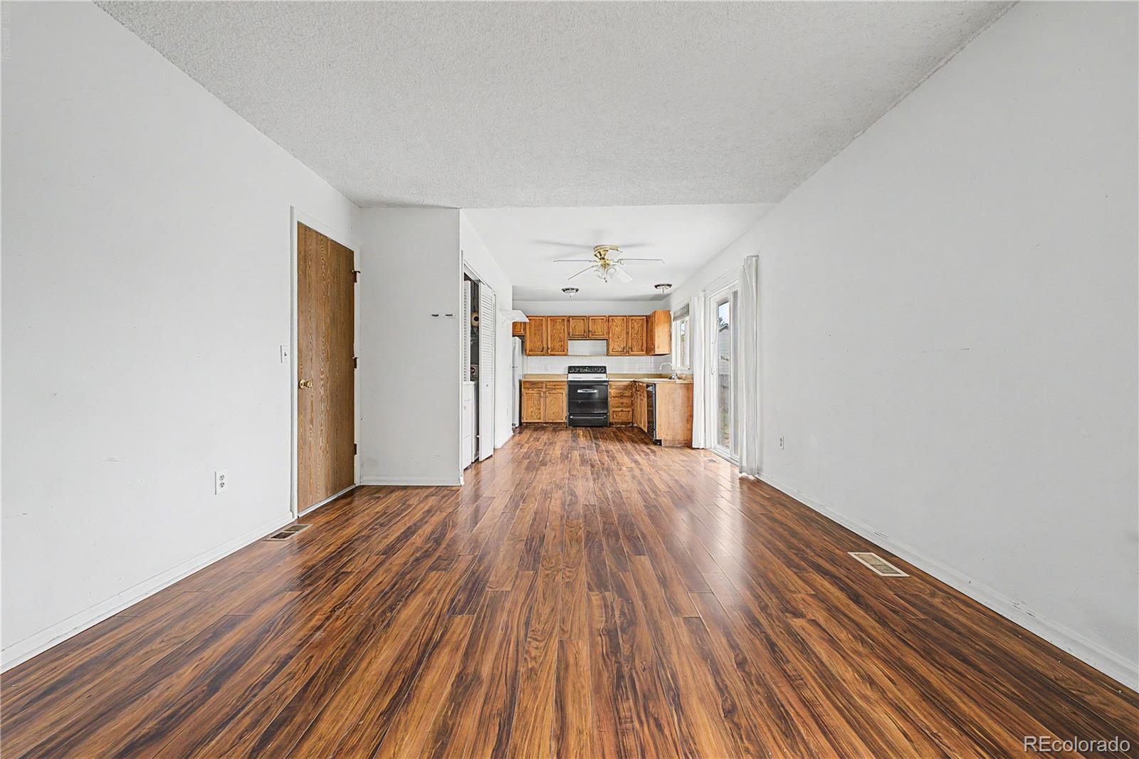 MLS Image #8 for 10015  beach street,denver, Colorado