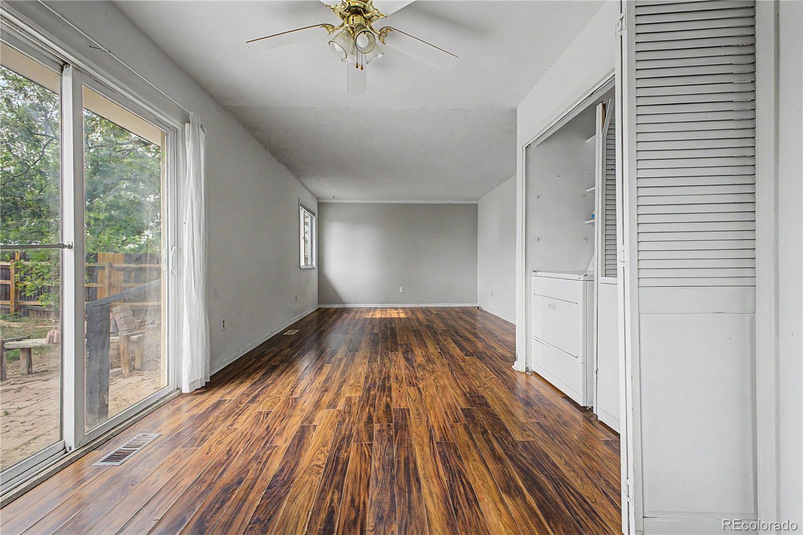 MLS Image #9 for 10015  beach street,denver, Colorado