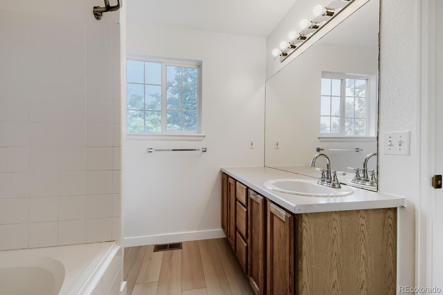 MLS Image #22 for 12324 e 2nd drive,aurora, Colorado