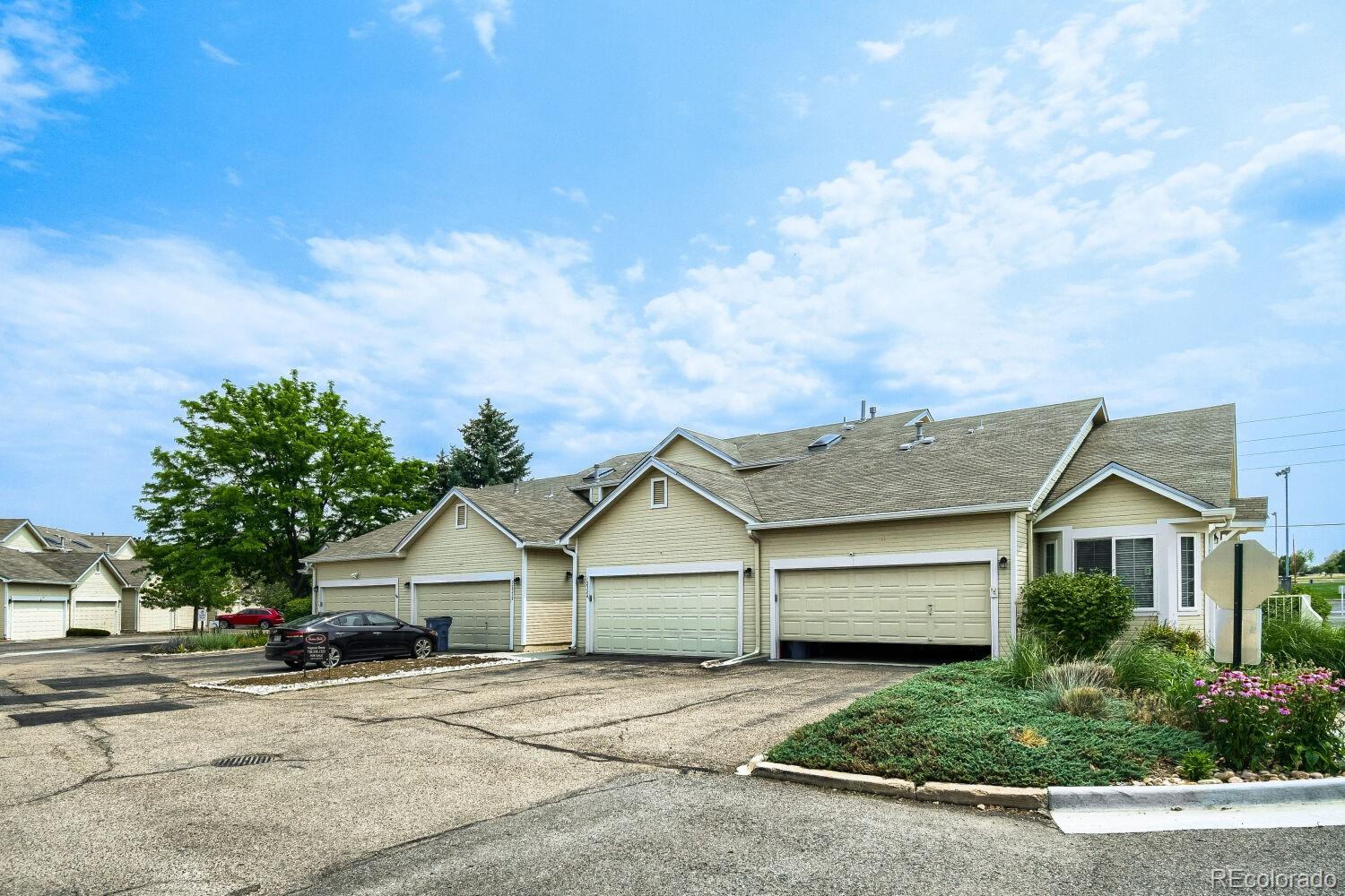 MLS Image #3 for 12324 e 2nd drive,aurora, Colorado