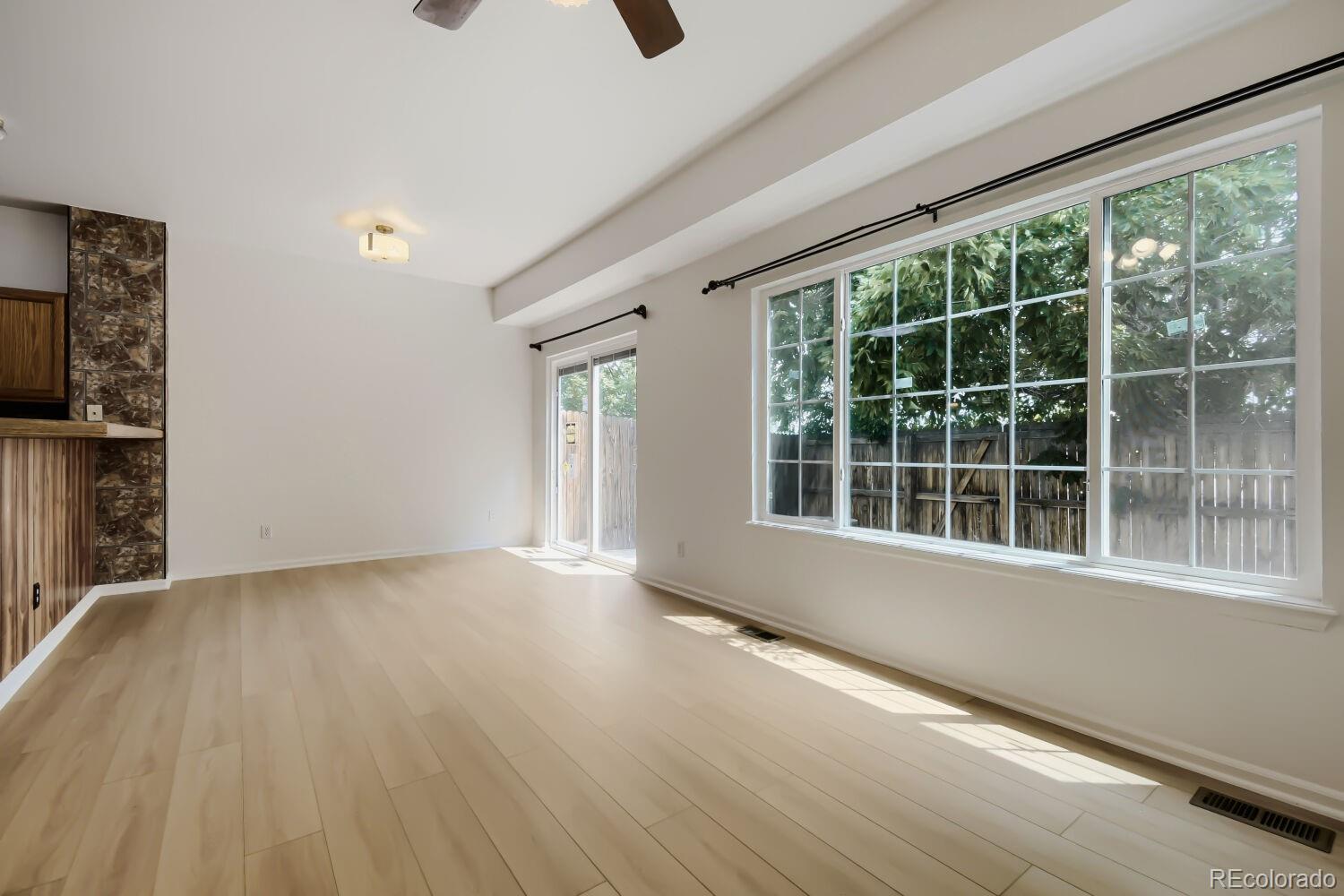 MLS Image #6 for 12324 e 2nd drive,aurora, Colorado