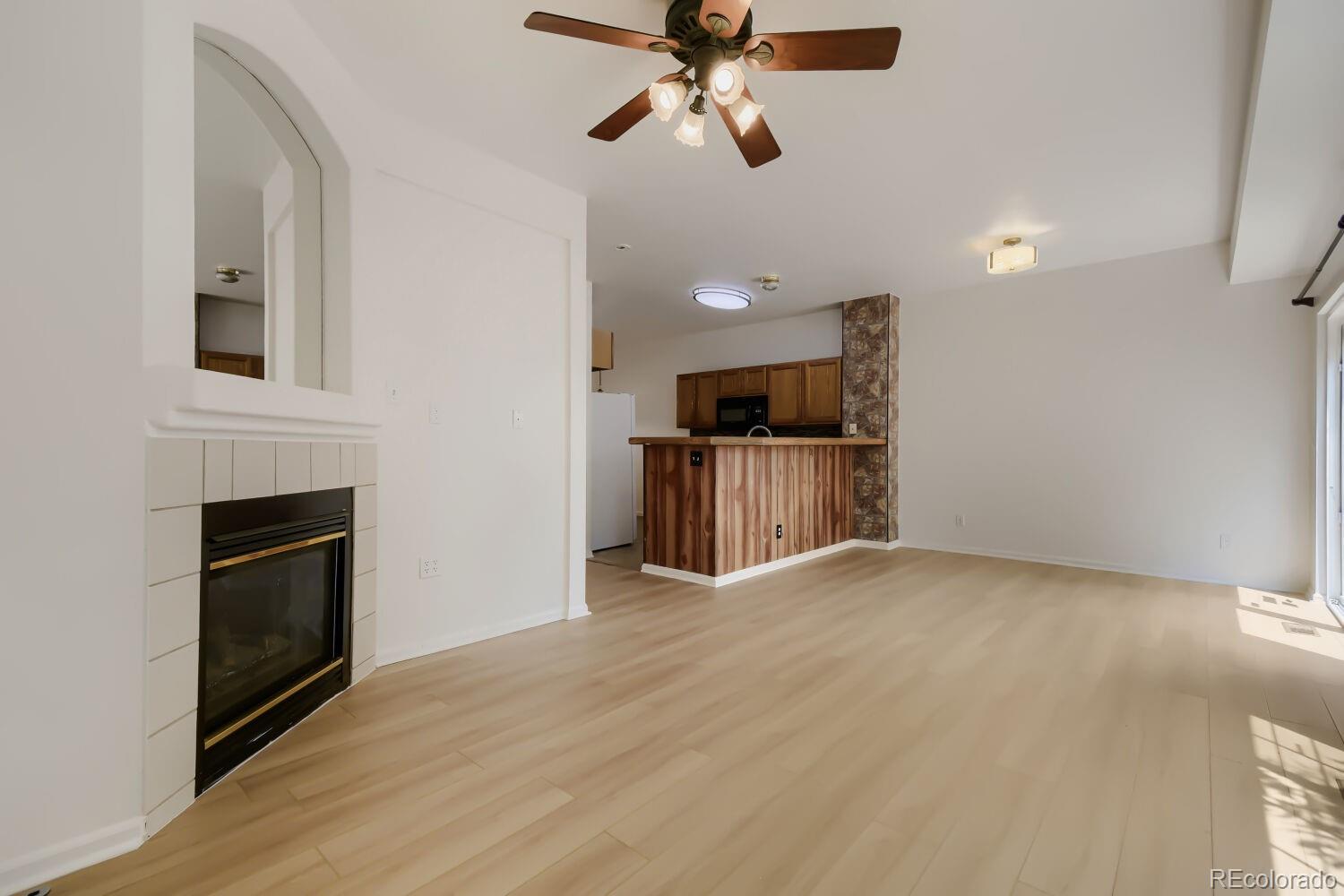 MLS Image #7 for 12324 e 2nd drive,aurora, Colorado
