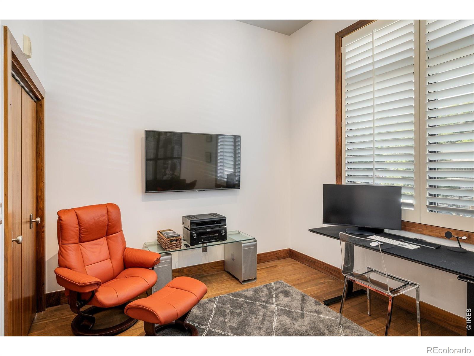 MLS Image #17 for 820  pearl street,boulder, Colorado