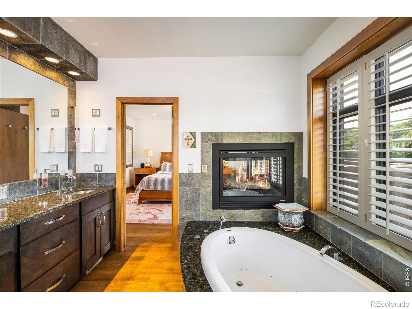 MLS Image #26 for 820  pearl street,boulder, Colorado