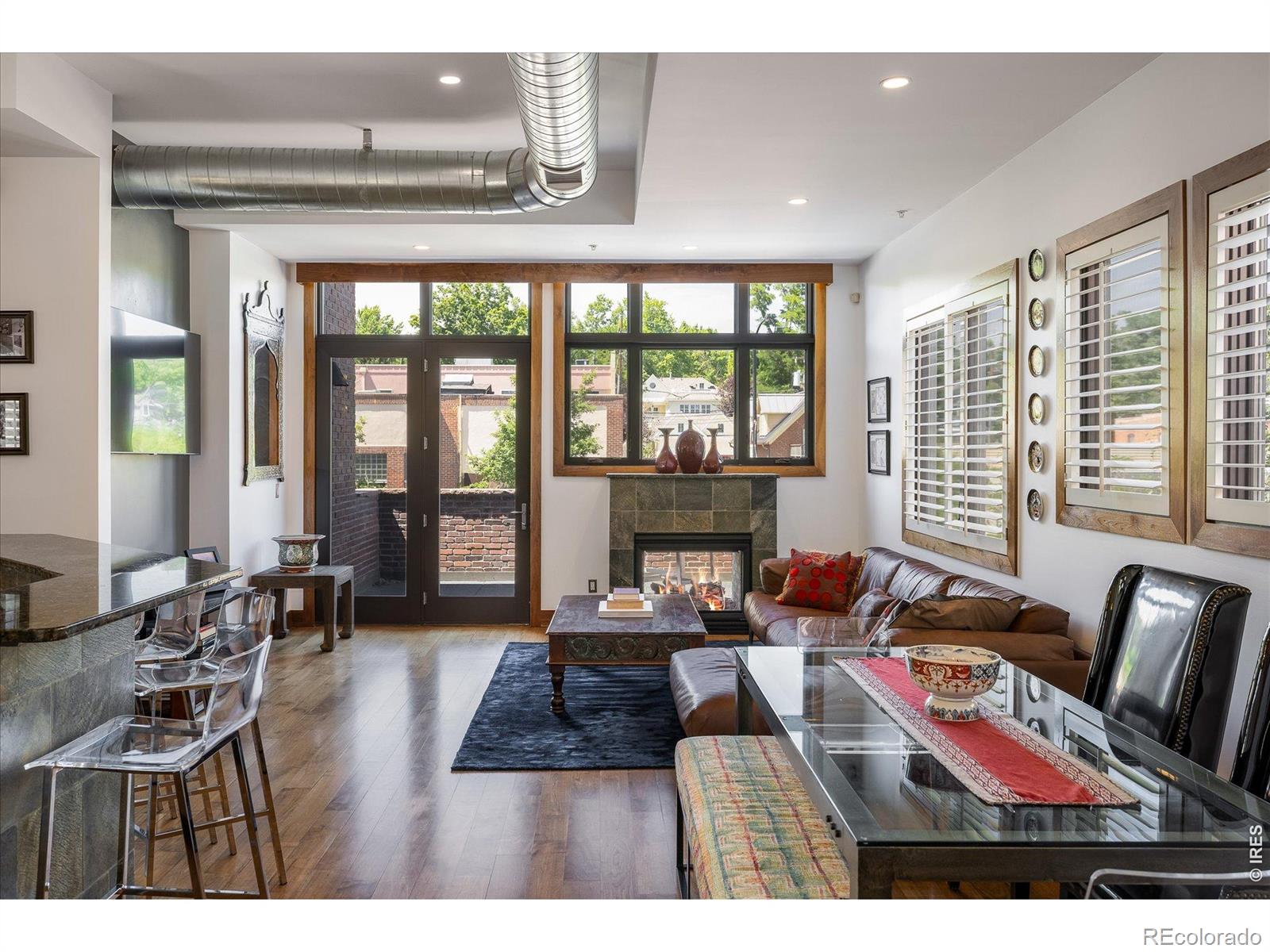 MLS Image #5 for 820  pearl street,boulder, Colorado