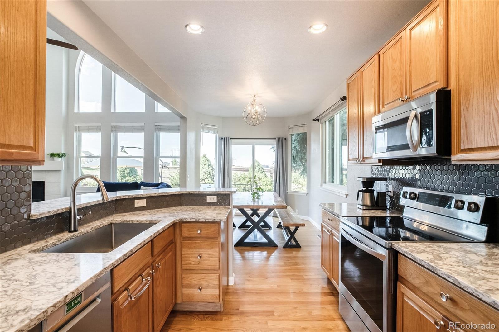 MLS Image #8 for 6703 e 115th avenue,denver, Colorado