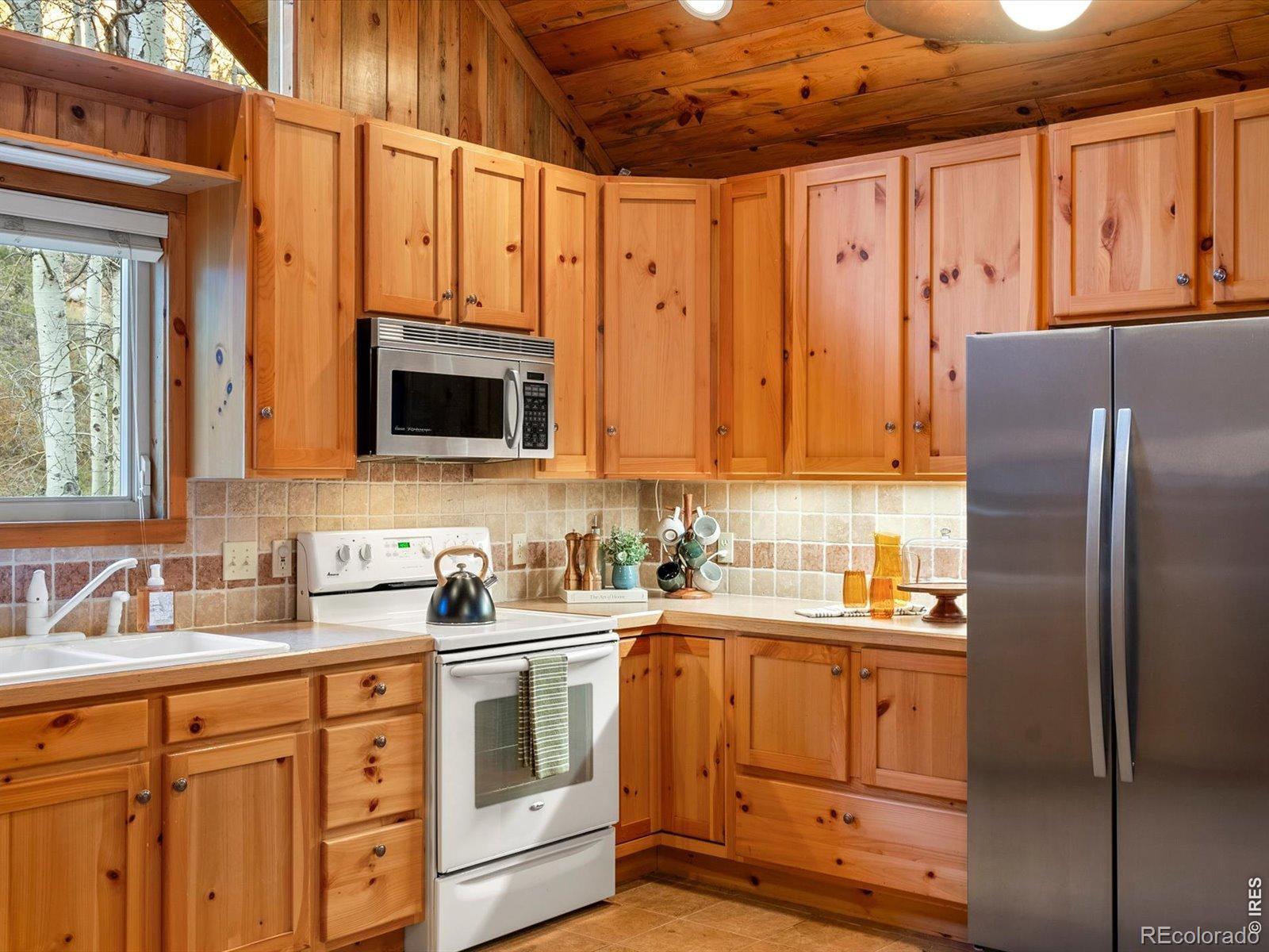 MLS Image #13 for 1035  streamside drive,drake, Colorado