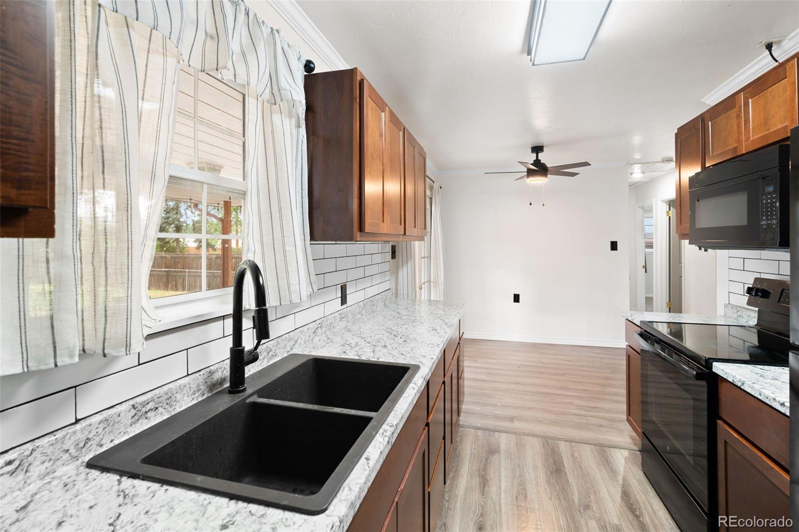 MLS Image #7 for 1005  moss street,golden, Colorado