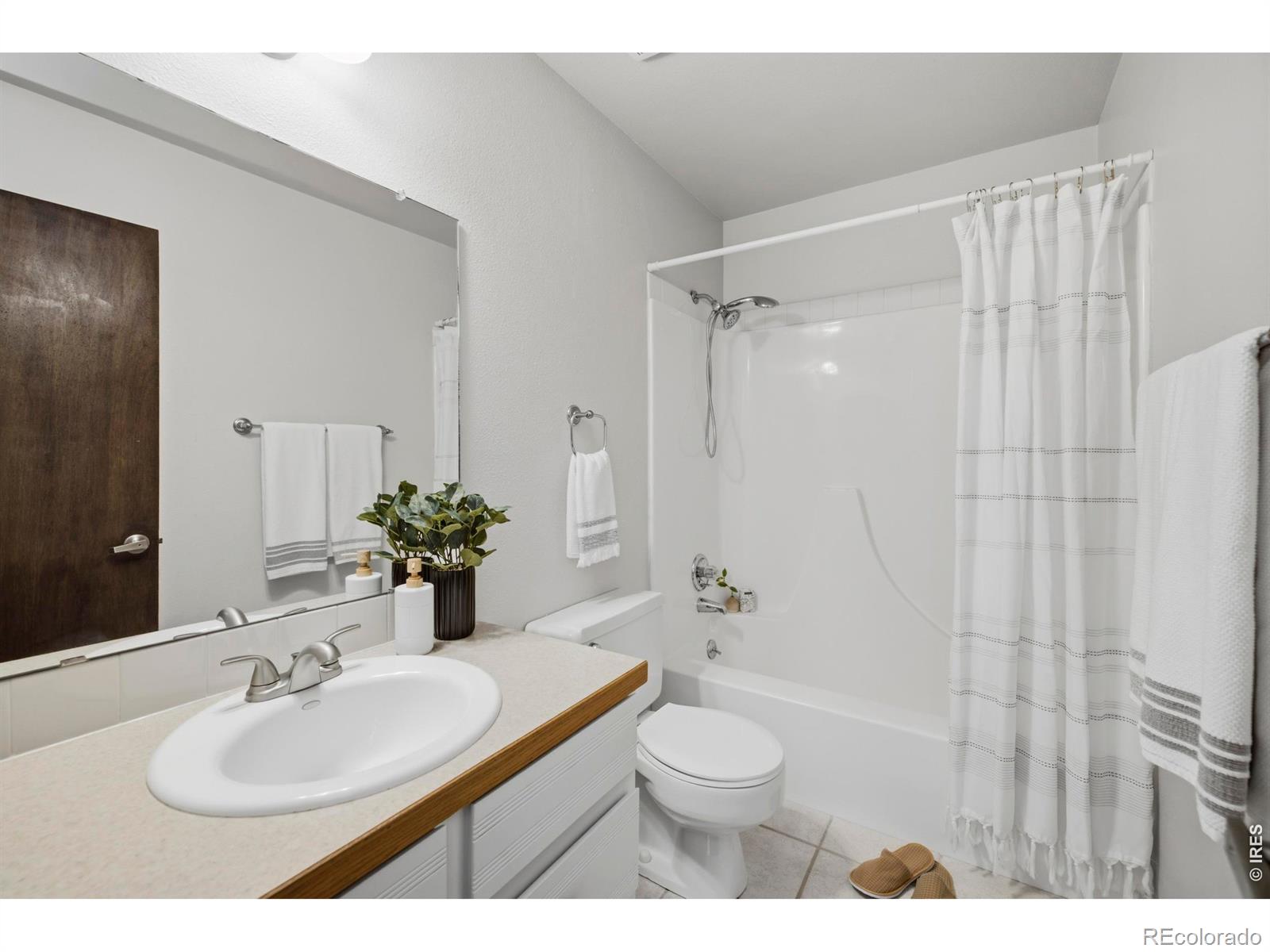 MLS Image #16 for 1913  waters edge street,fort collins, Colorado