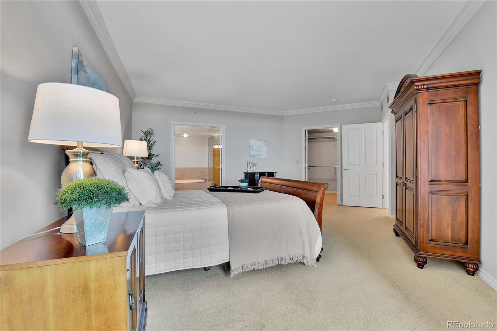 MLS Image #20 for 8100 e union avenue,denver, Colorado