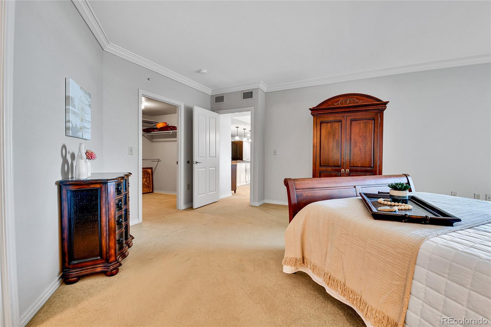 MLS Image #21 for 8100 e union avenue,denver, Colorado