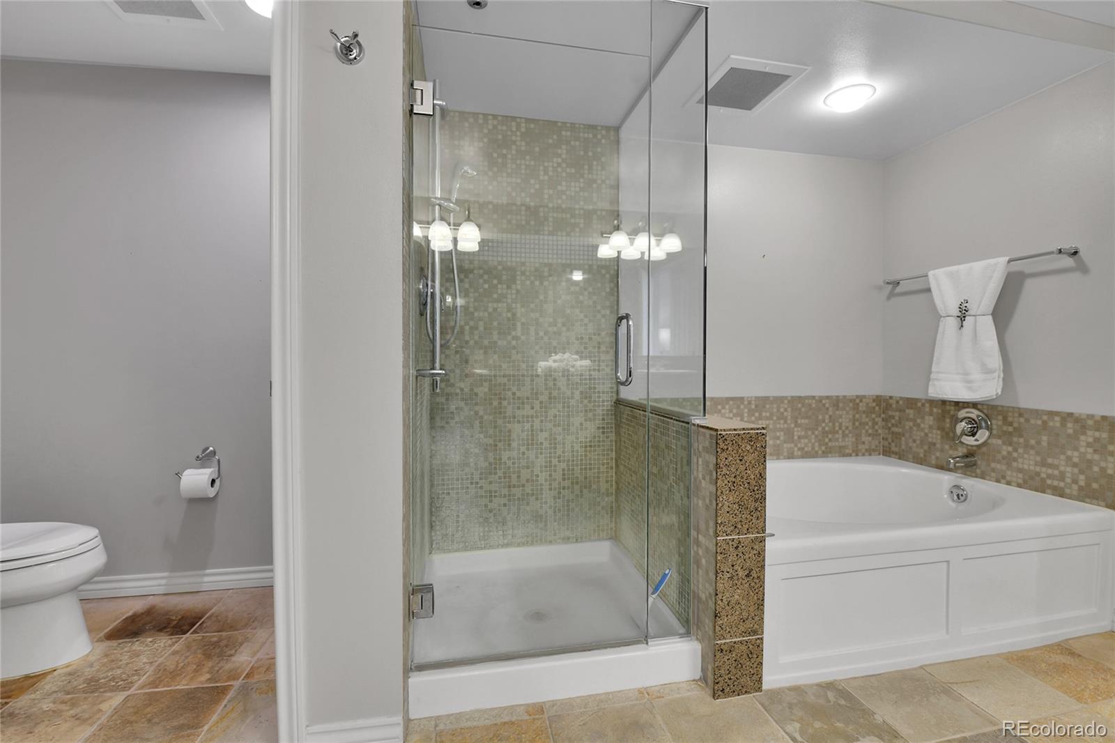 MLS Image #32 for 8100 e union avenue,denver, Colorado