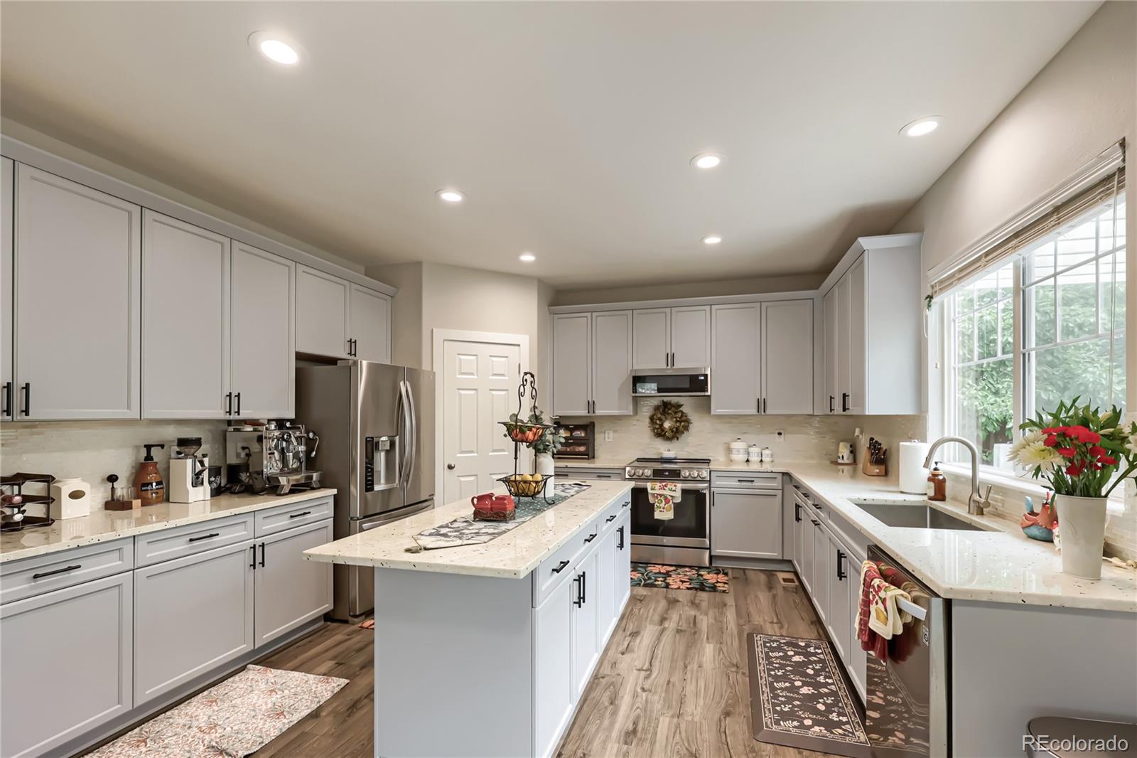 MLS Image #3 for 2420  thistle court,castle rock, Colorado