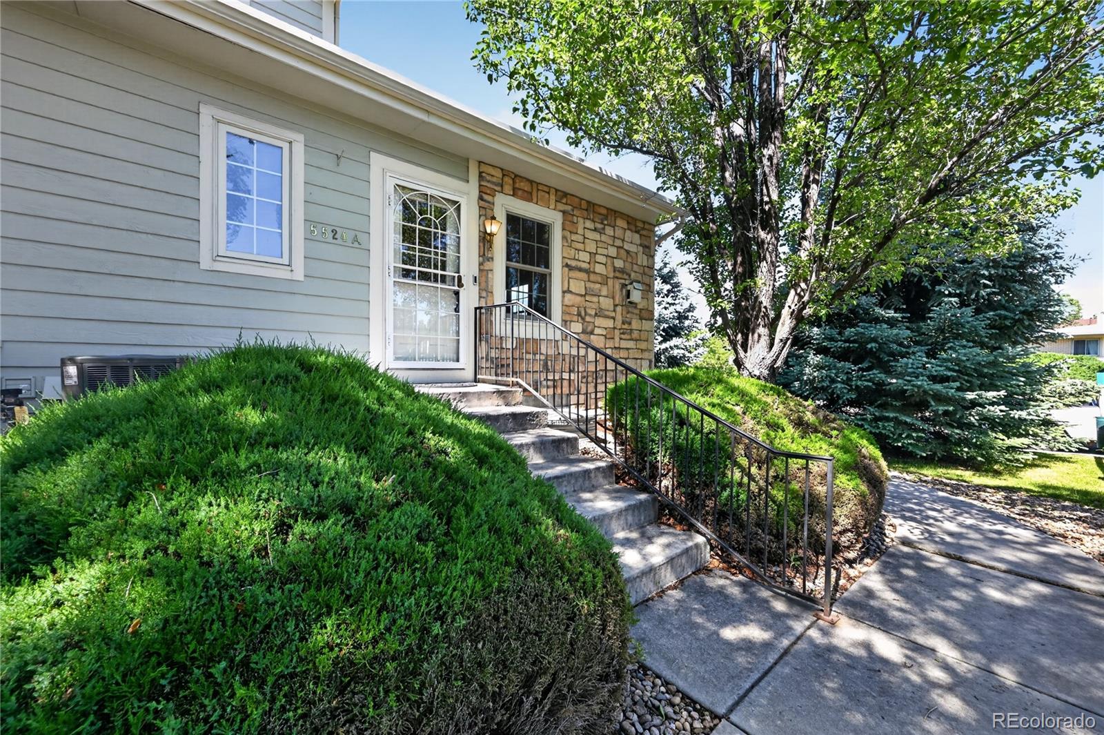 MLS Image #1 for 5524 w canyon trail,littleton, Colorado
