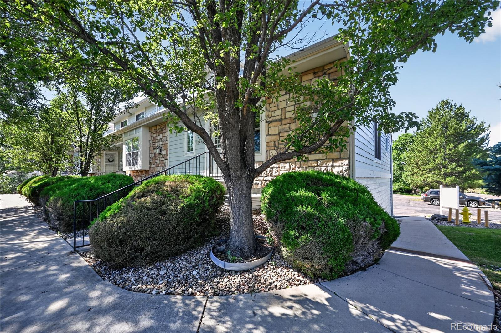 MLS Image #2 for 5524 w canyon trail,littleton, Colorado