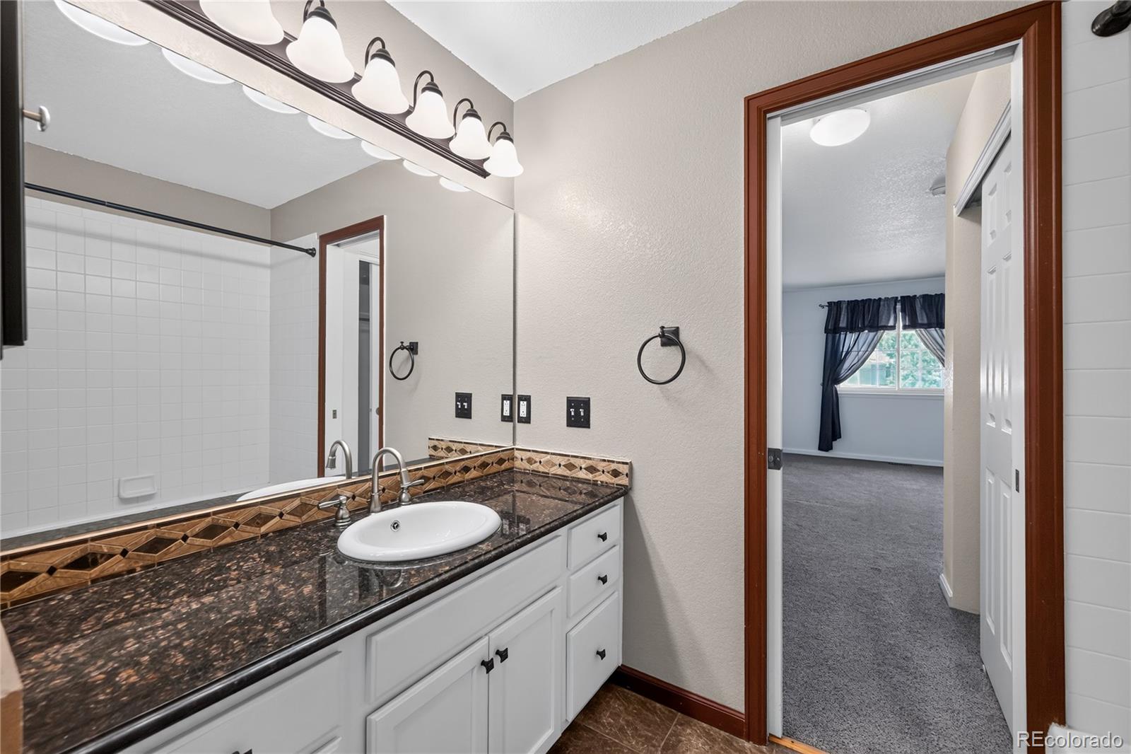 MLS Image #22 for 5524 w canyon trail,littleton, Colorado
