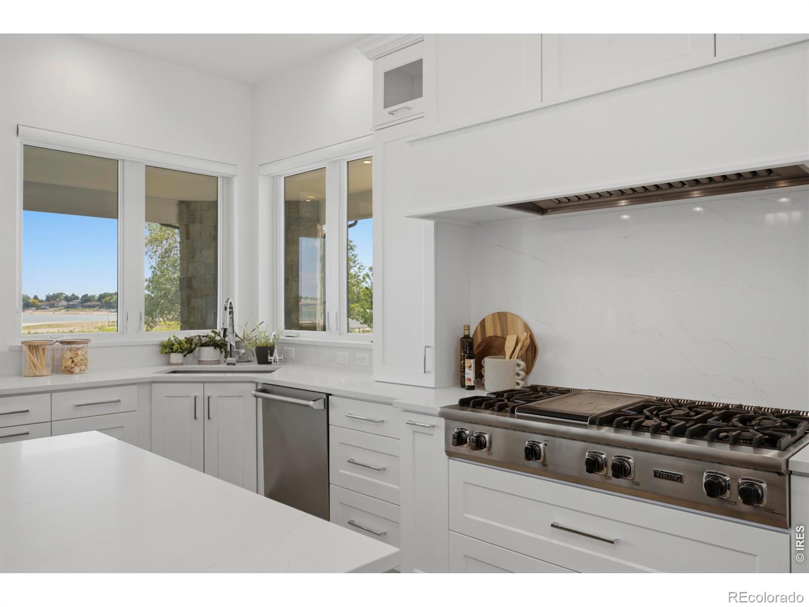 MLS Image #15 for 1270 e 57th street,loveland, Colorado