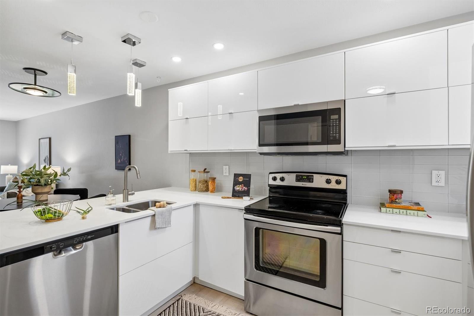 MLS Image #4 for 7474 e arkansas avenue,denver, Colorado