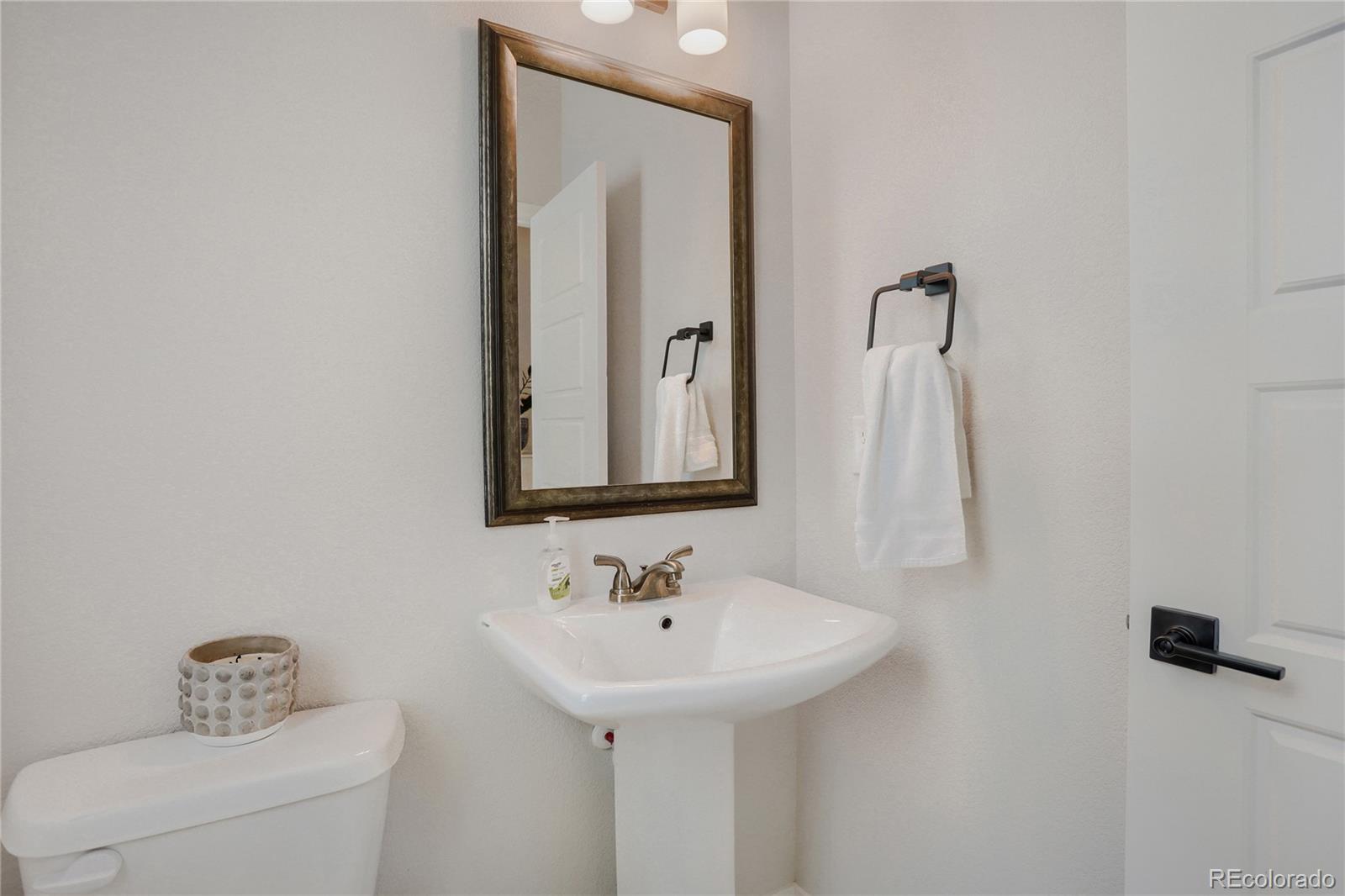 MLS Image #18 for 6264 n lisbon street,aurora, Colorado