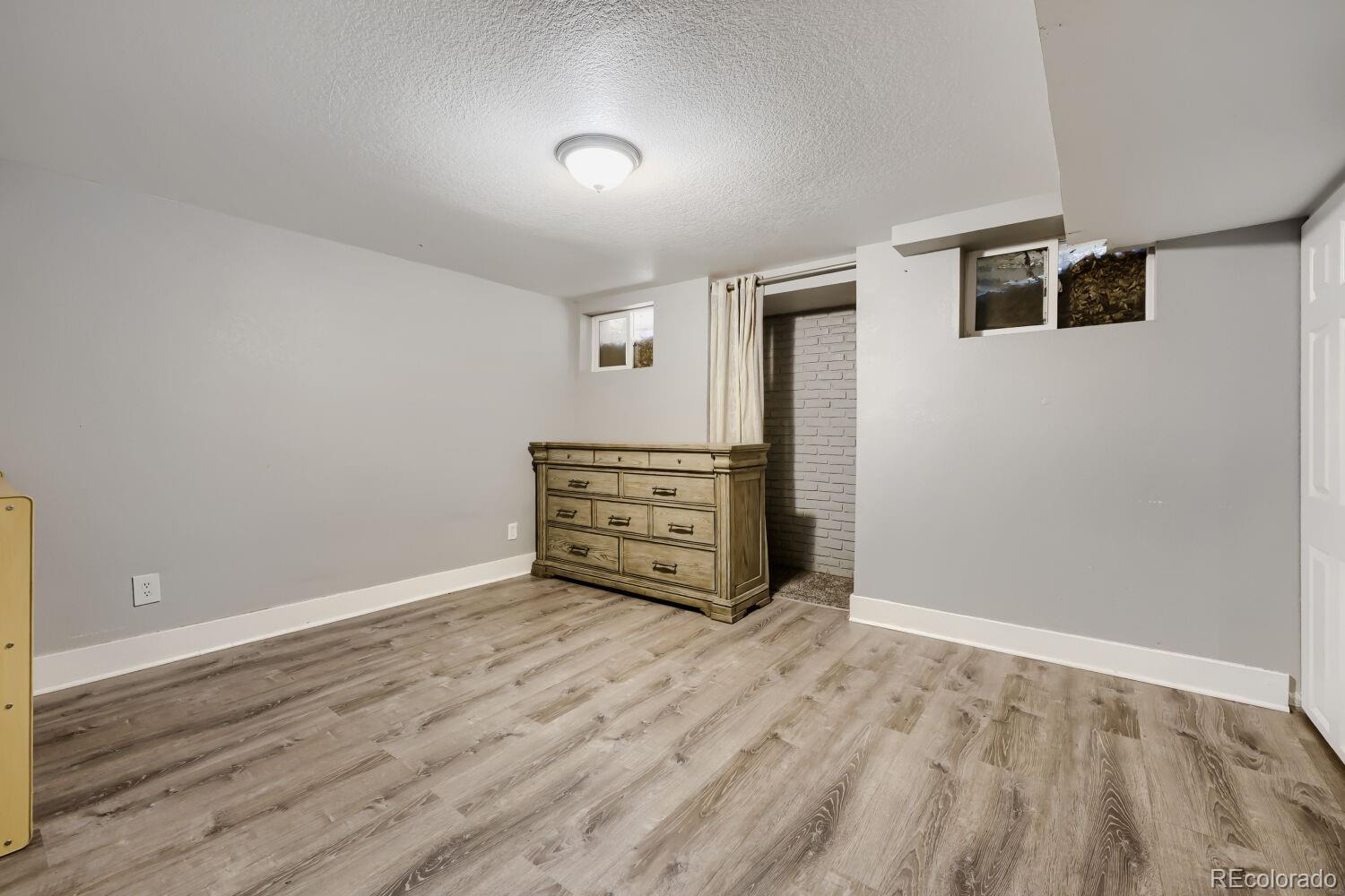 MLS Image #11 for 11046  livingston drive,denver, Colorado