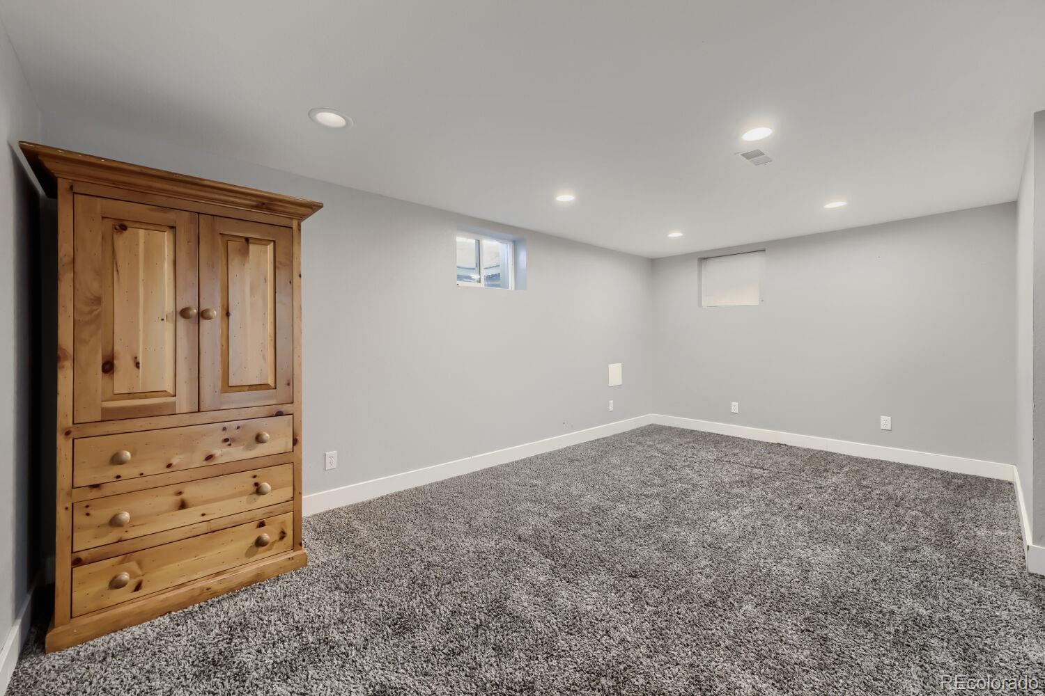 MLS Image #7 for 11046  livingston drive,denver, Colorado