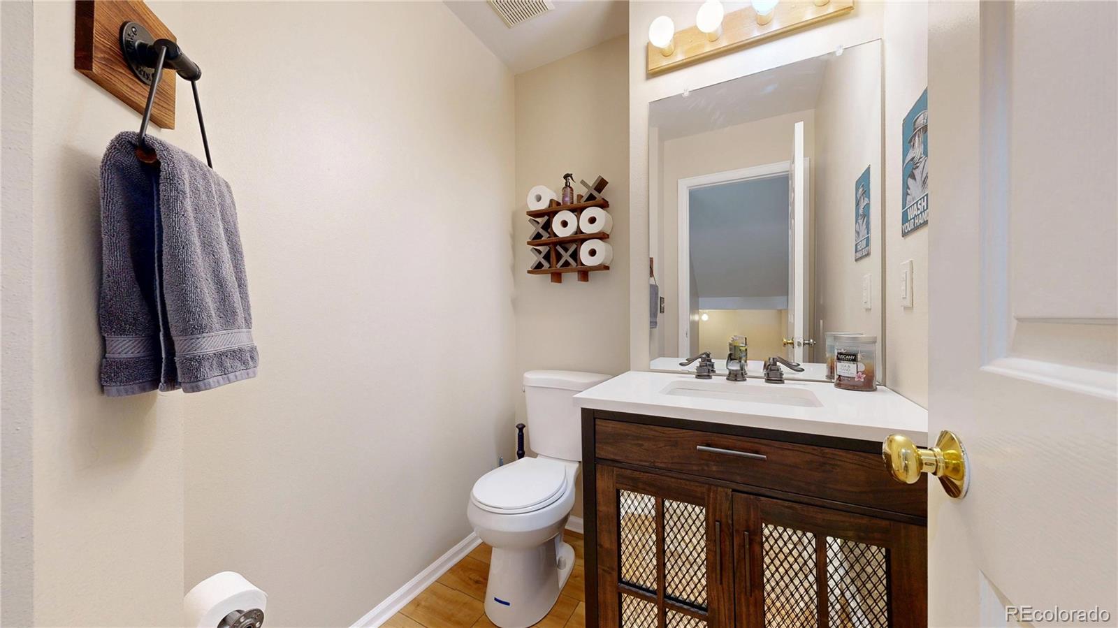 MLS Image #14 for 2161 e phillips lane,littleton, Colorado