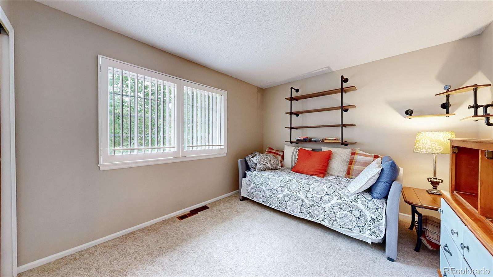 MLS Image #16 for 2161 e phillips lane,littleton, Colorado