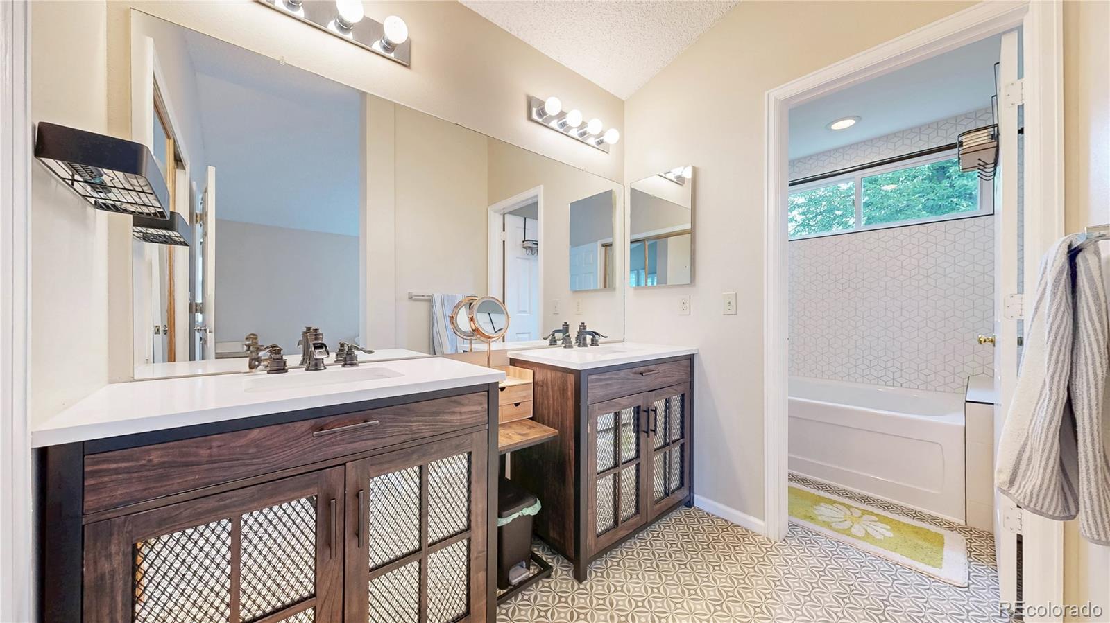 MLS Image #25 for 2161 e phillips lane,littleton, Colorado