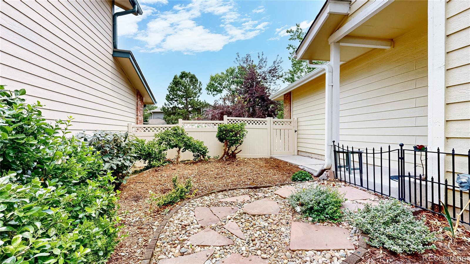 MLS Image #39 for 2161 e phillips lane,littleton, Colorado
