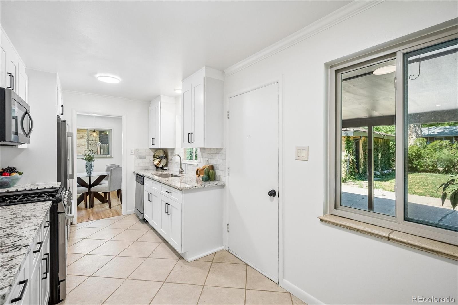MLS Image #10 for 121 s chase street,denver, Colorado