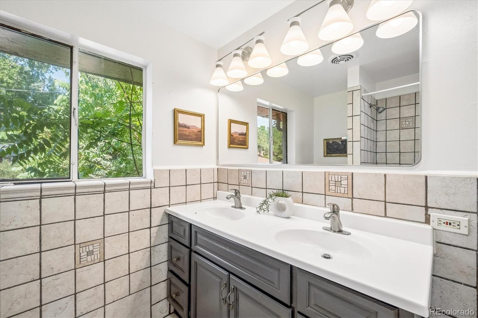 MLS Image #15 for 121 s chase street,denver, Colorado