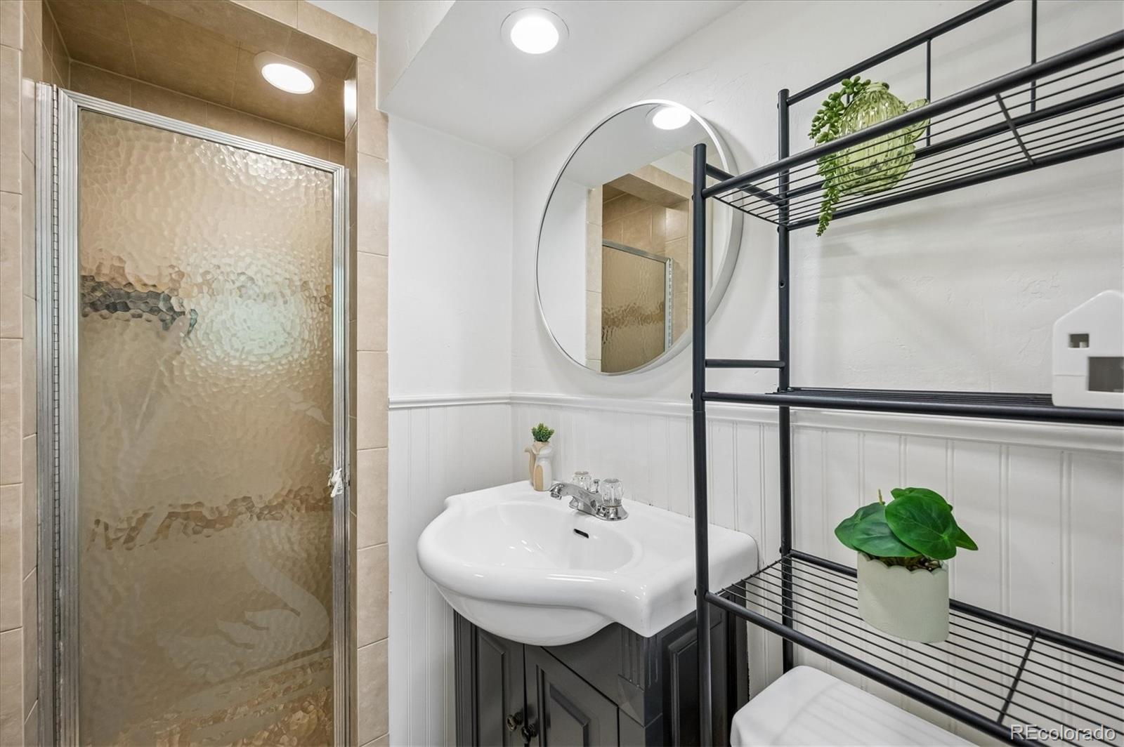 MLS Image #19 for 121 s chase street,denver, Colorado