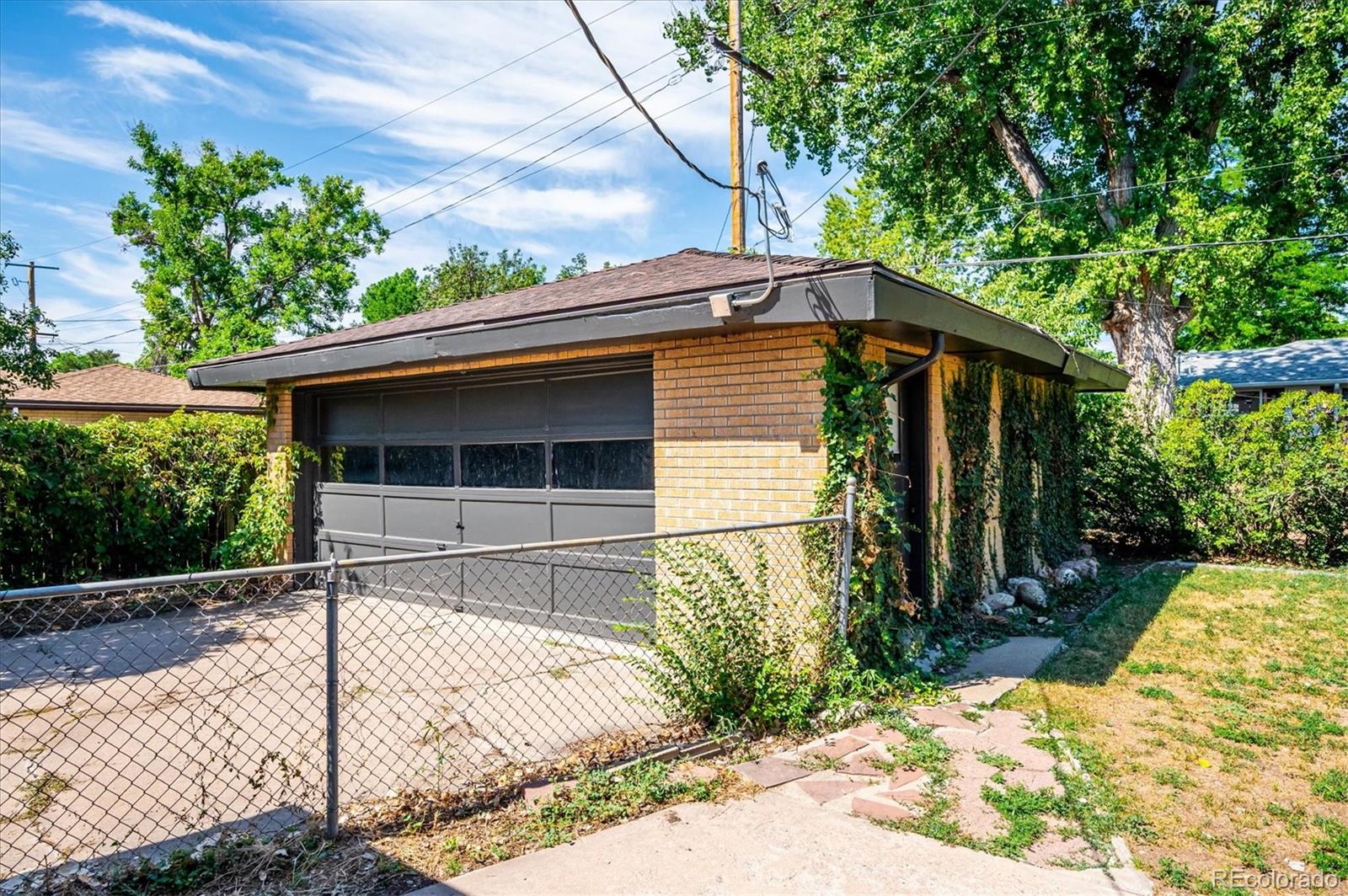 MLS Image #27 for 121 s chase street,denver, Colorado