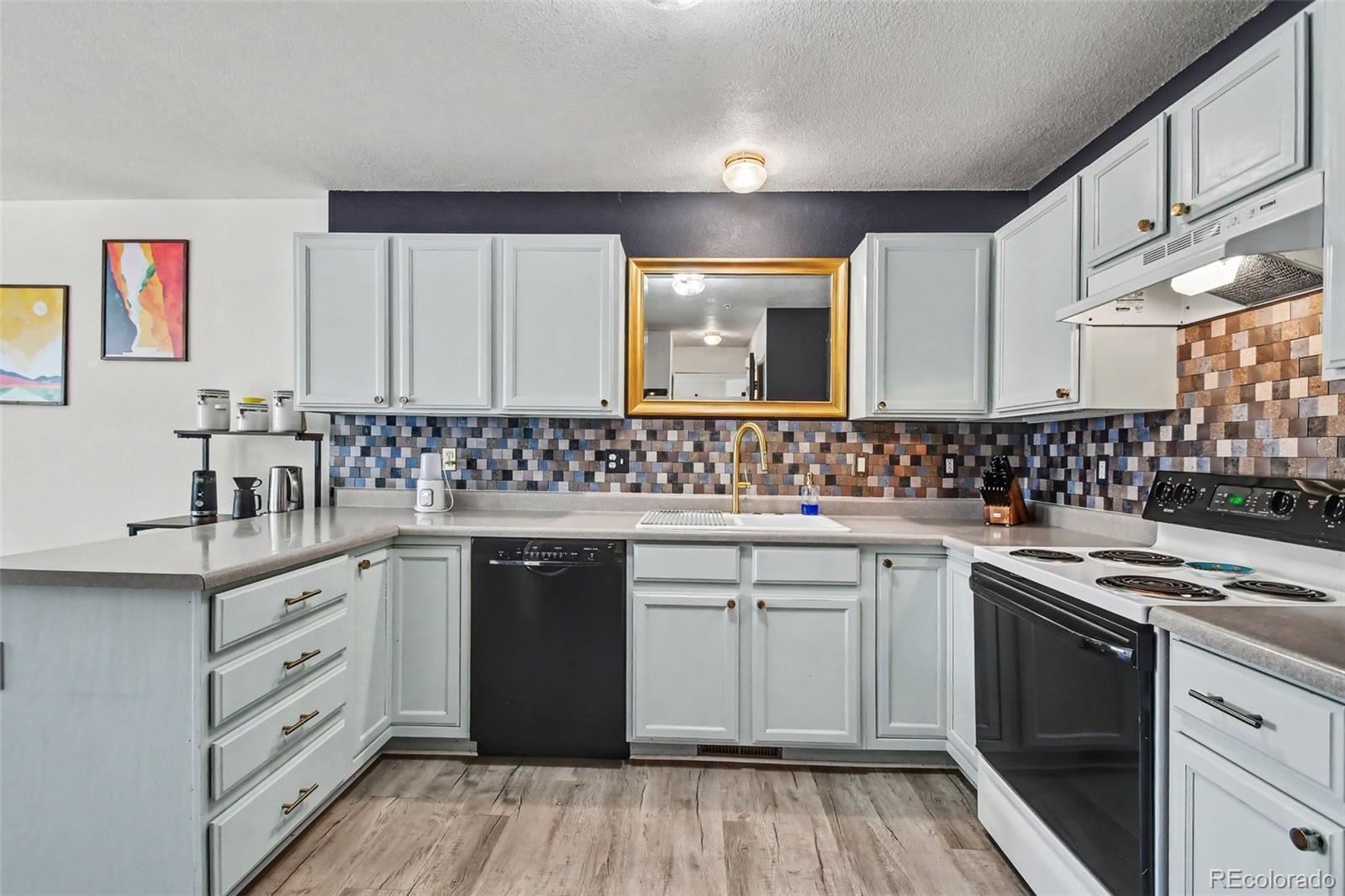 MLS Image #5 for 1601  great western drive,longmont, Colorado
